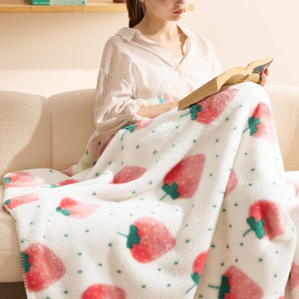 Cute Strawberry Throw Blanket Pink - Aesthetic White Fleece Throw for Girls Boys Teens Kids as Gifts, Soft and Cozy Fruit Pattern Blankets for Couch Sofa Bed Camping, 50x60